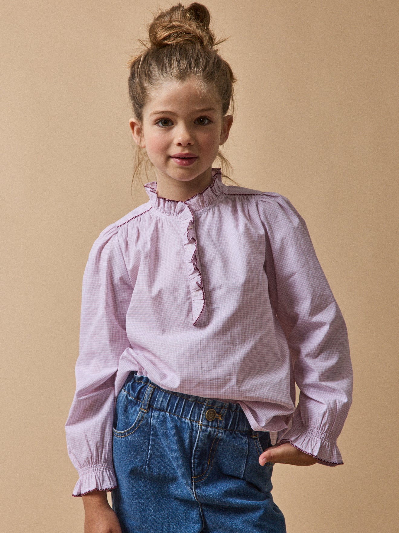 Mädchenbluse mit Volants