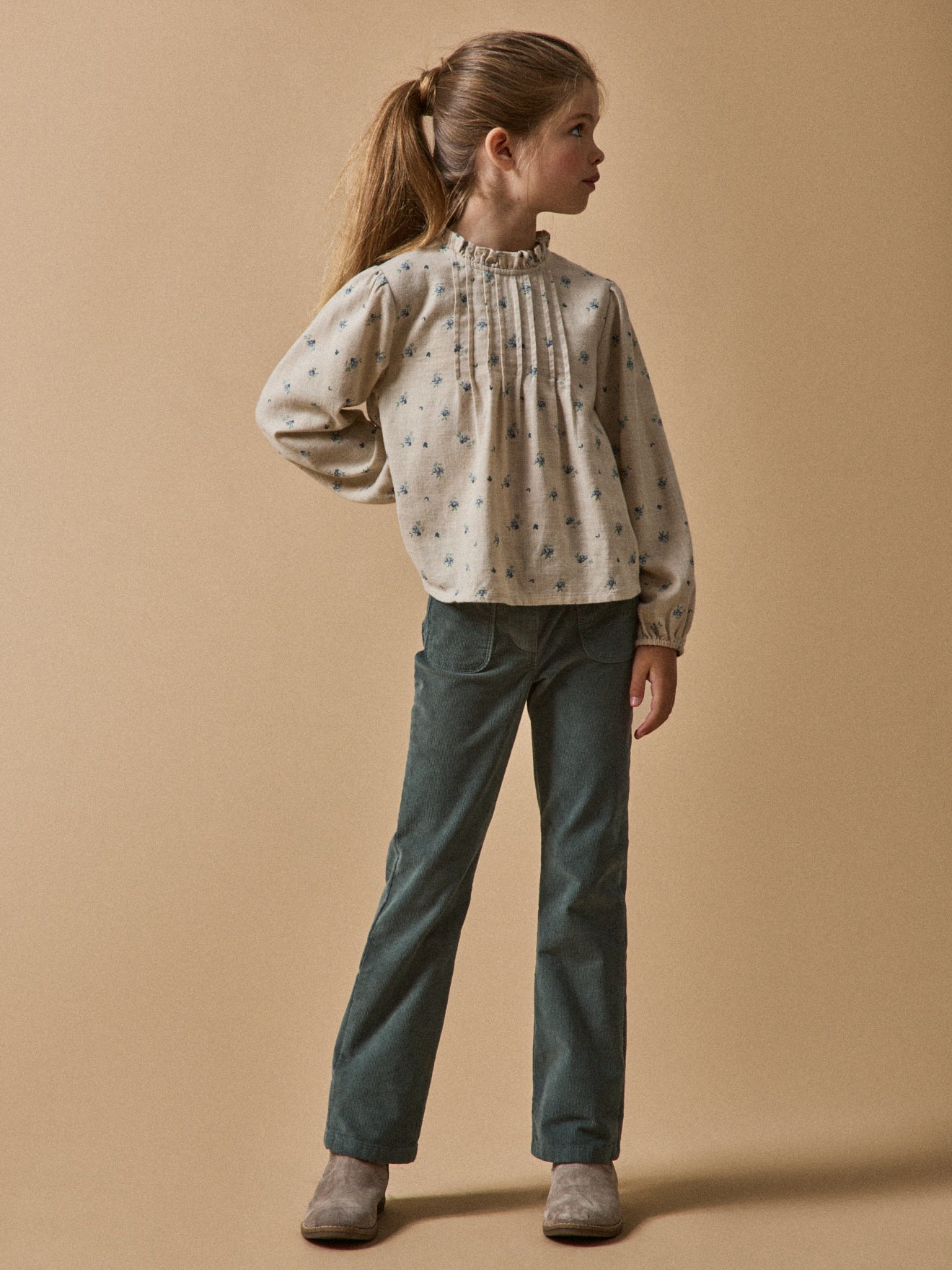 Mädchenbluse aus Baumwollflanell