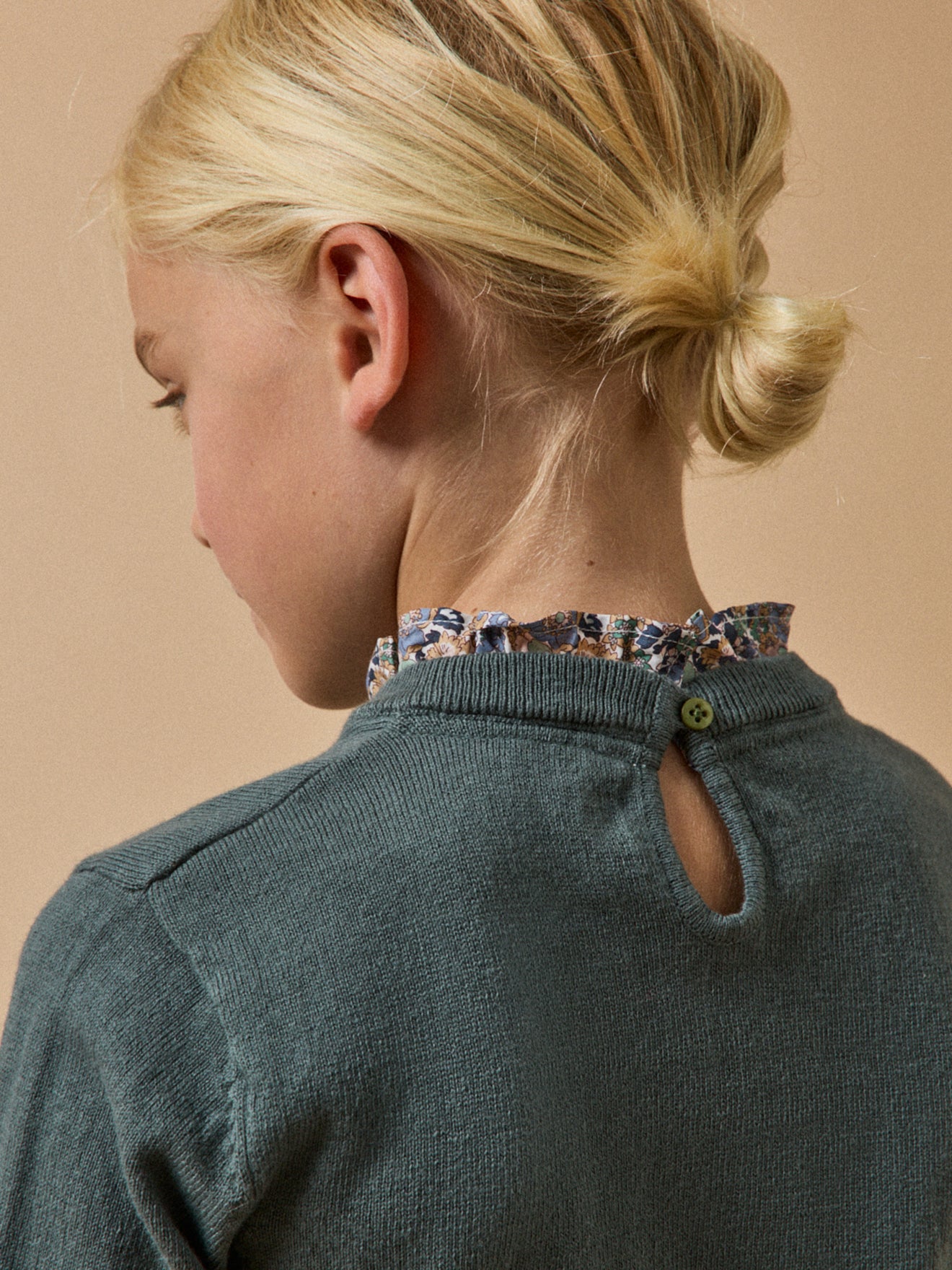 Mädchenpullover mit Kragen aus Liberty®-Stoff