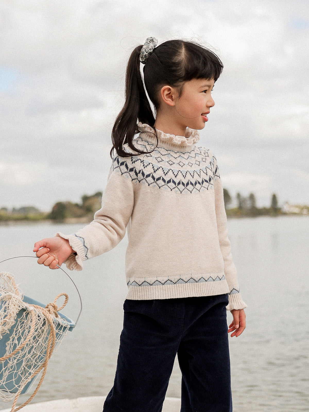 Mädchenpullover mit Jacquard-Muster – Weihnachtskollektion