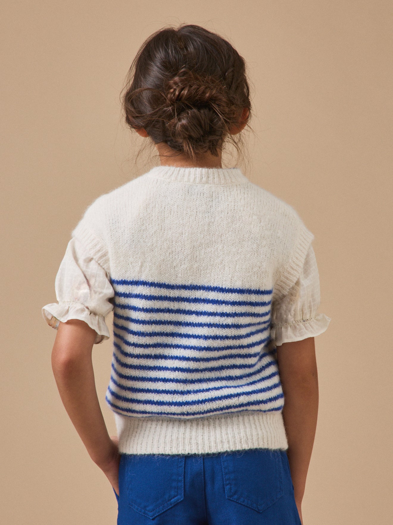 Mädchenpullover mit Streifen, ärmellos
