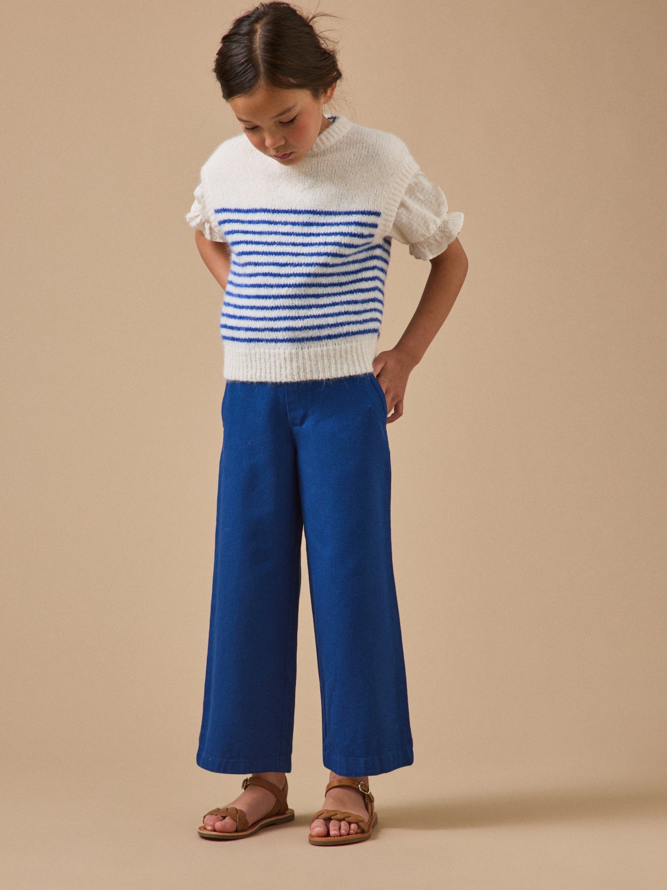 Mädchenpullover mit Streifen, ärmellos
