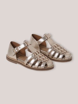 Schimmernde Mädchensandalen