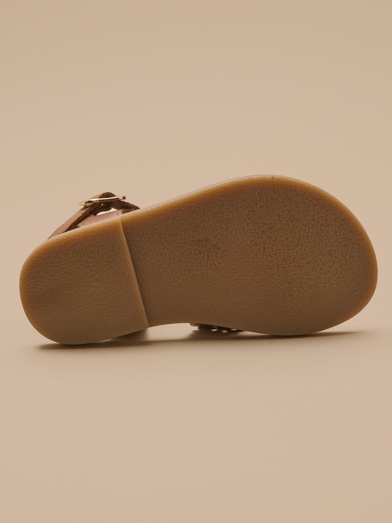 Mädchen-Sandalen aus Leder mit Lochmuster