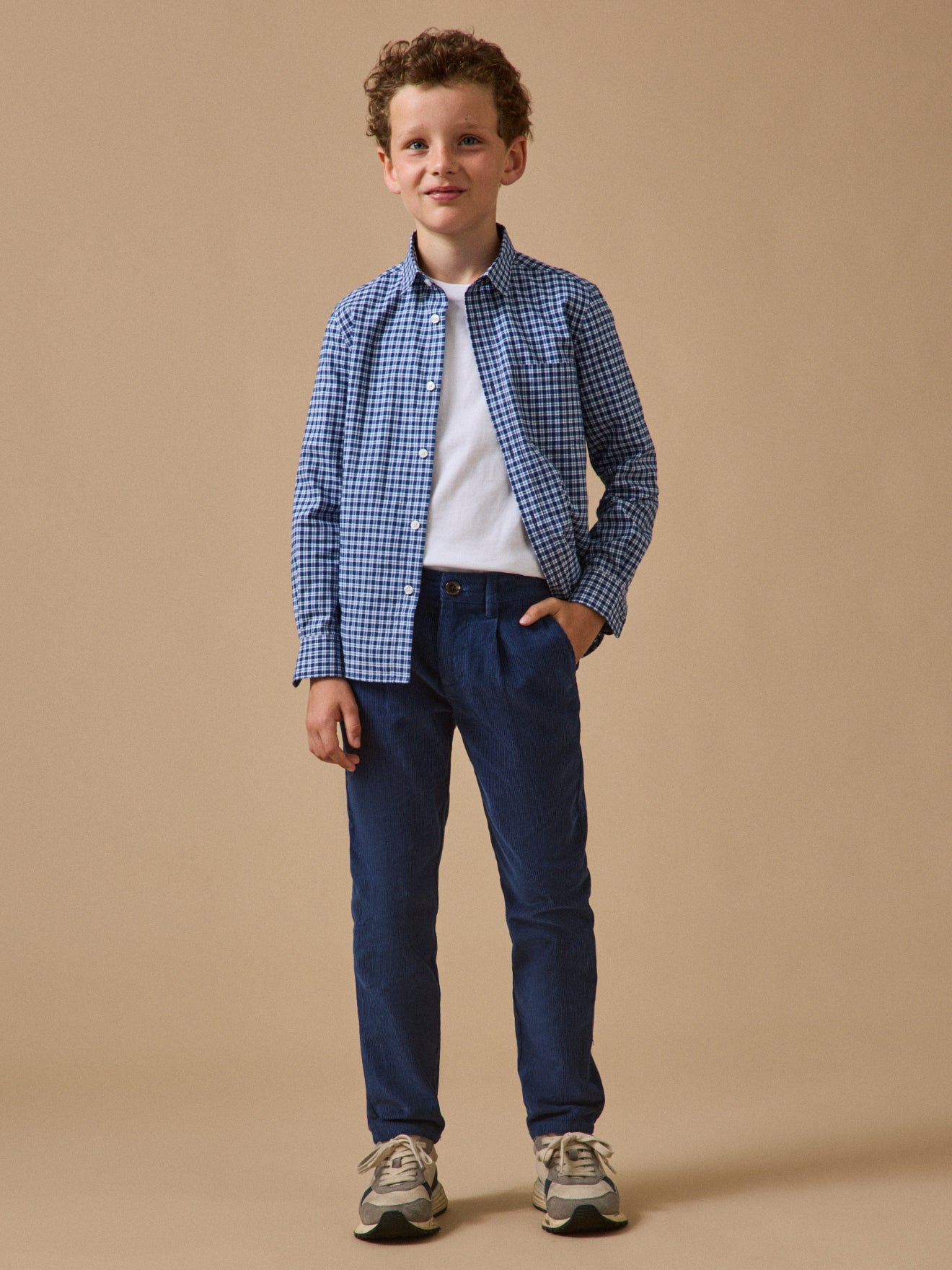 Jungen-Chinohose aus Velours