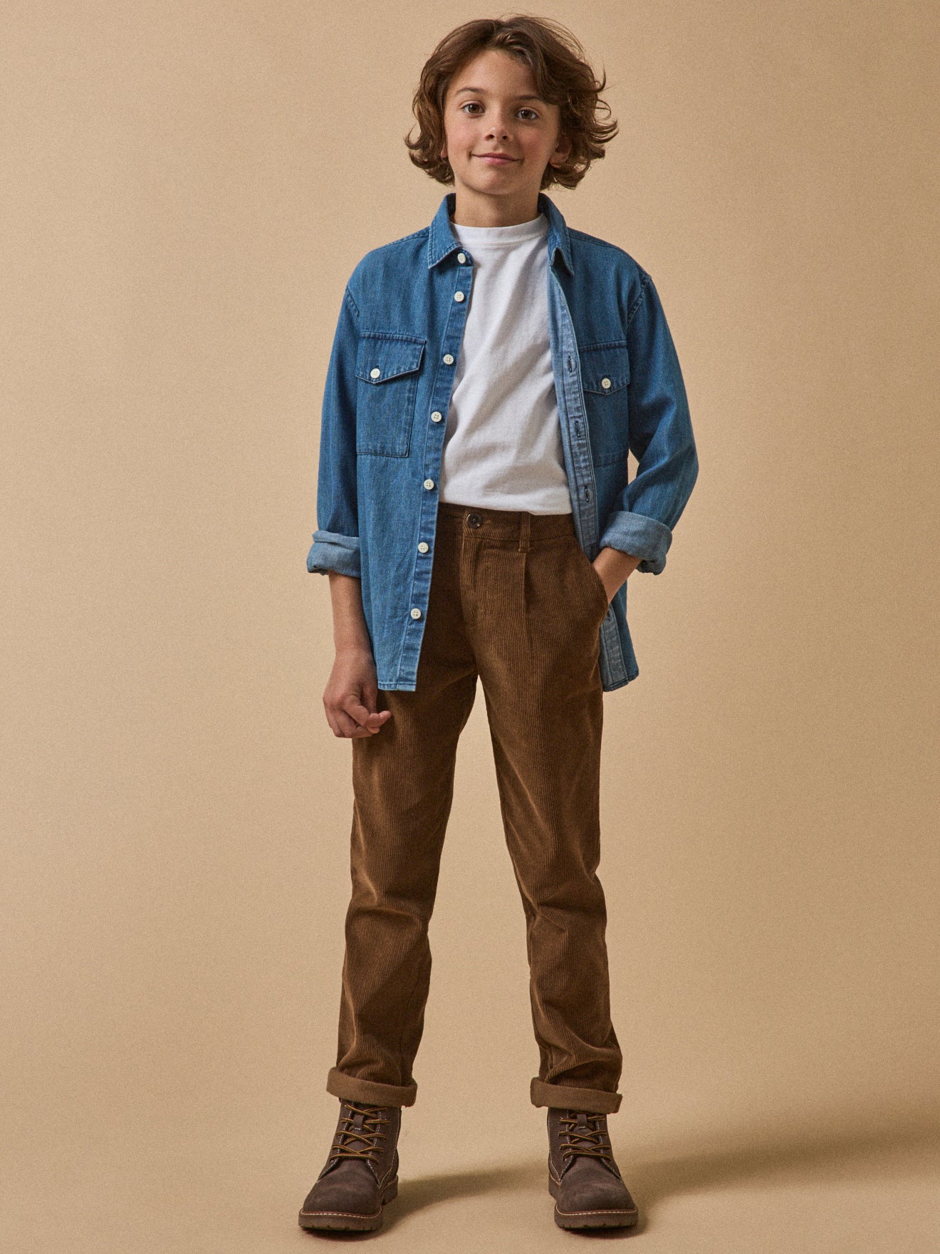 Jungen-Chinohose aus Velours