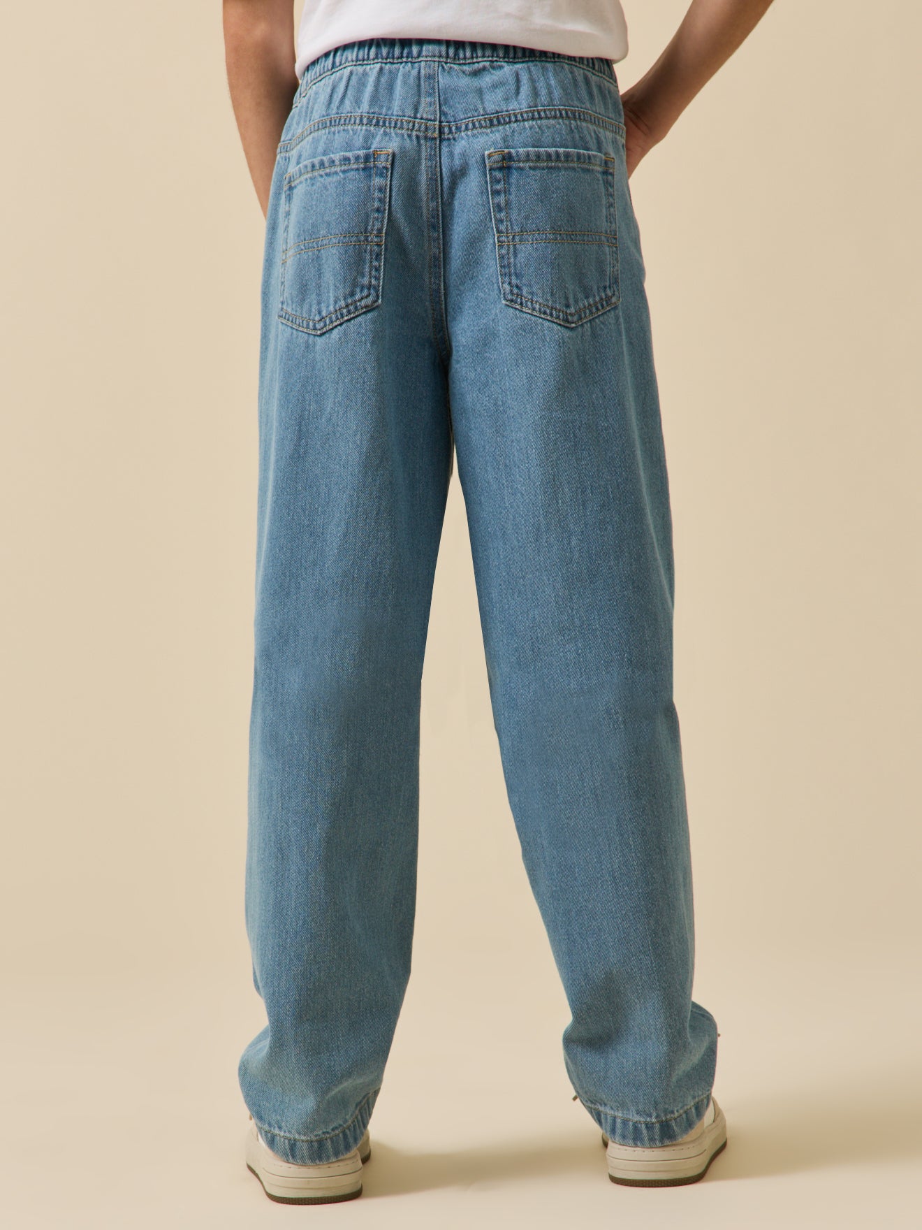 Jungenhosen, locker geschnitten