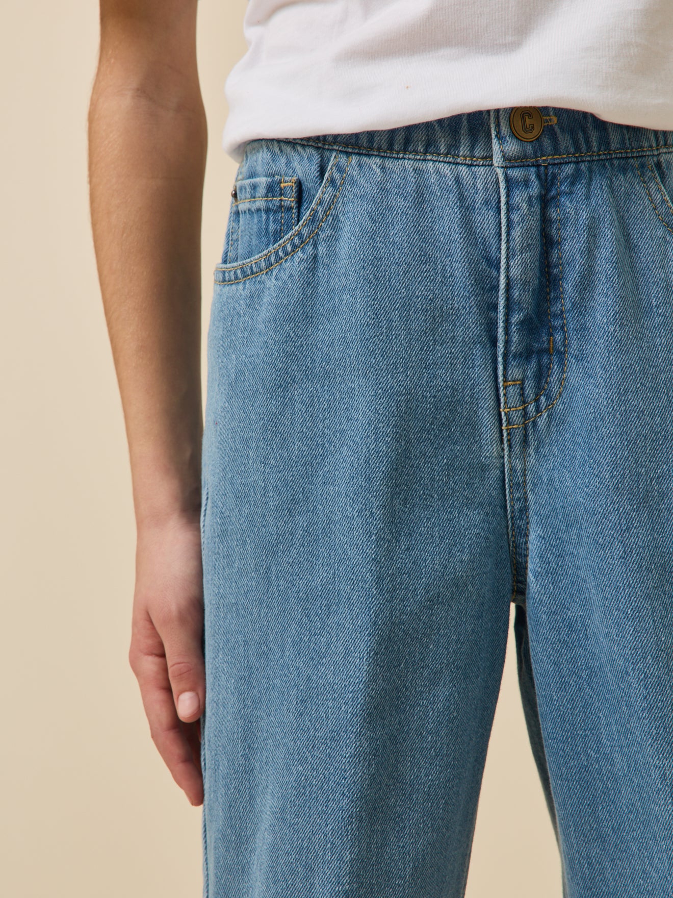 Jungenhosen, locker geschnitten