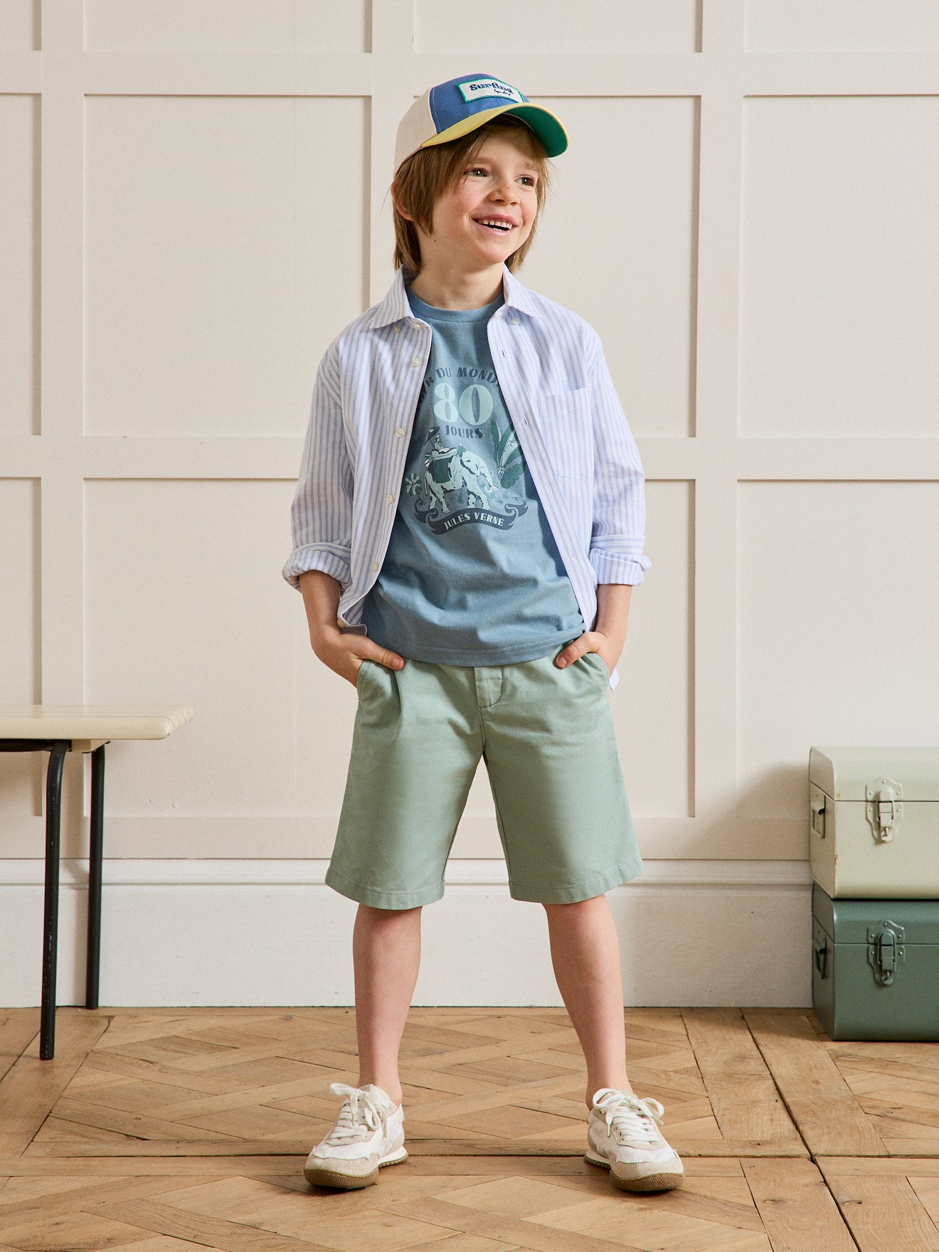Jungen-Bermudas in Chino-Optik