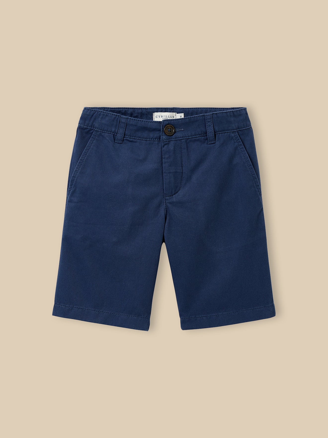 Jungen-Bermudas in Chino-Optik