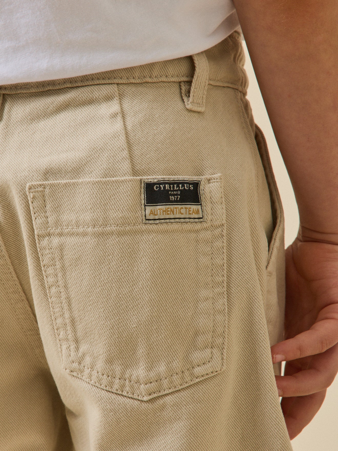 Jungen-Bermuda aus farbenfrohem Denim