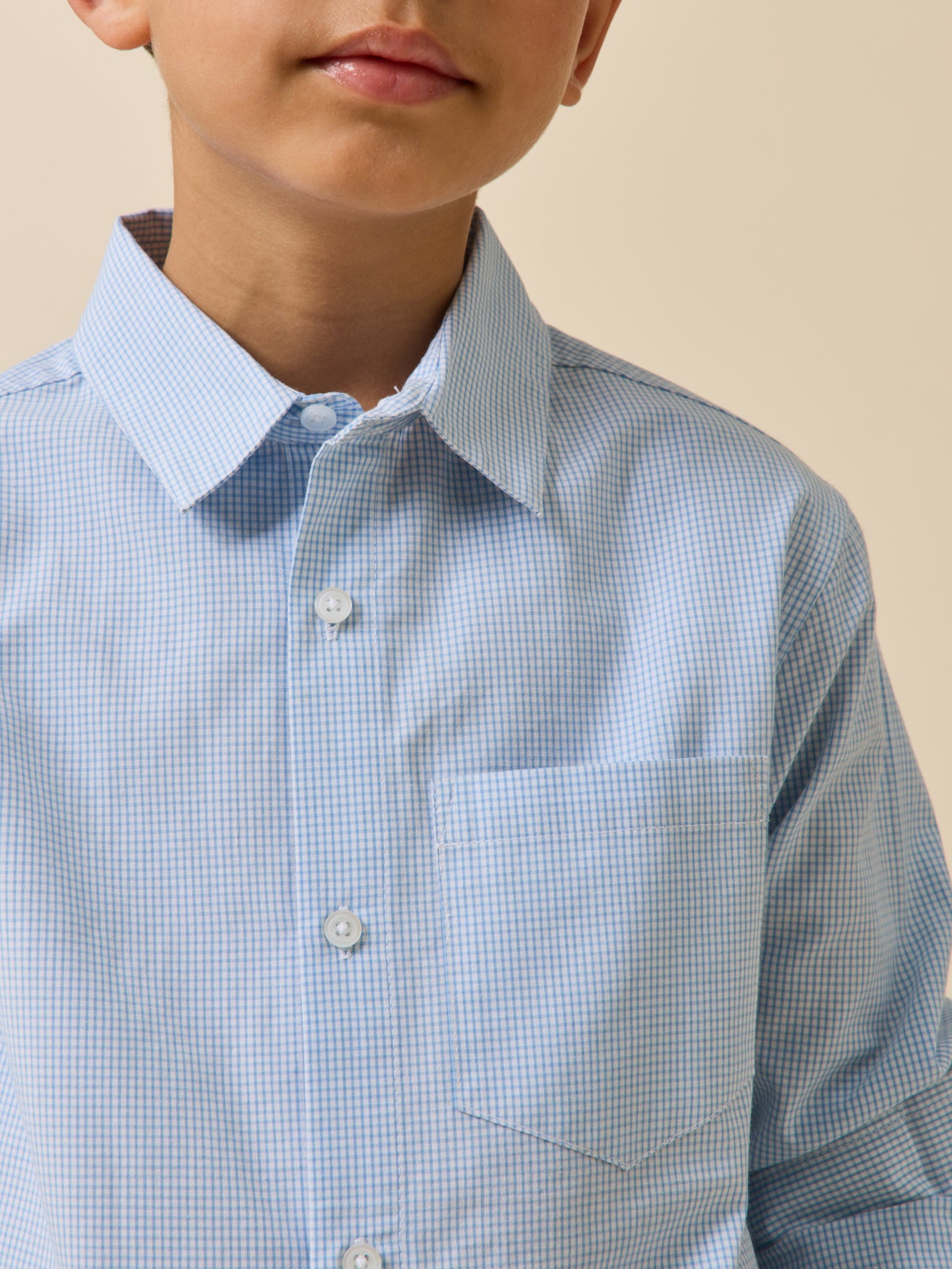 Chemise en micro vichy garçon.