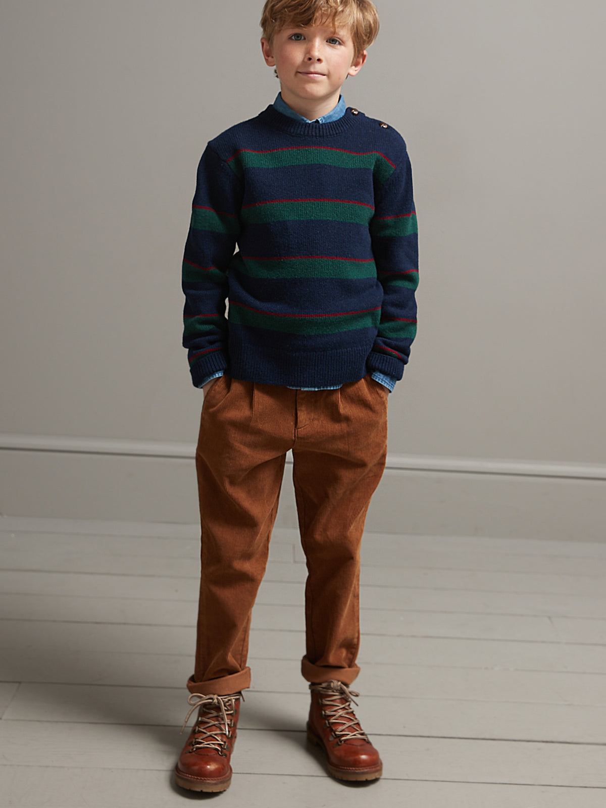 Jungenpullover aus Lambswool mit Streifenmuster