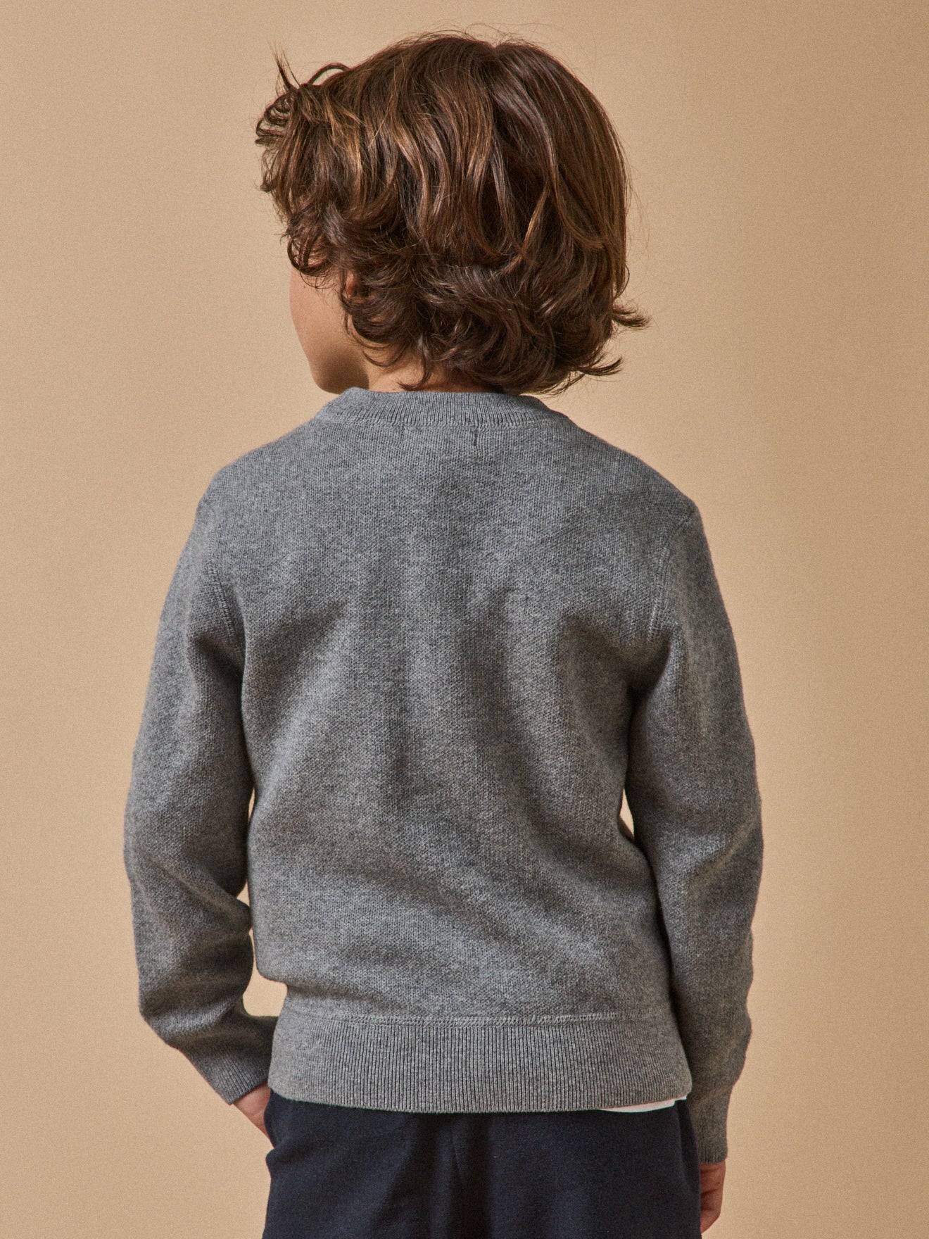 Jungenpullover im Sweatshirt-Stil