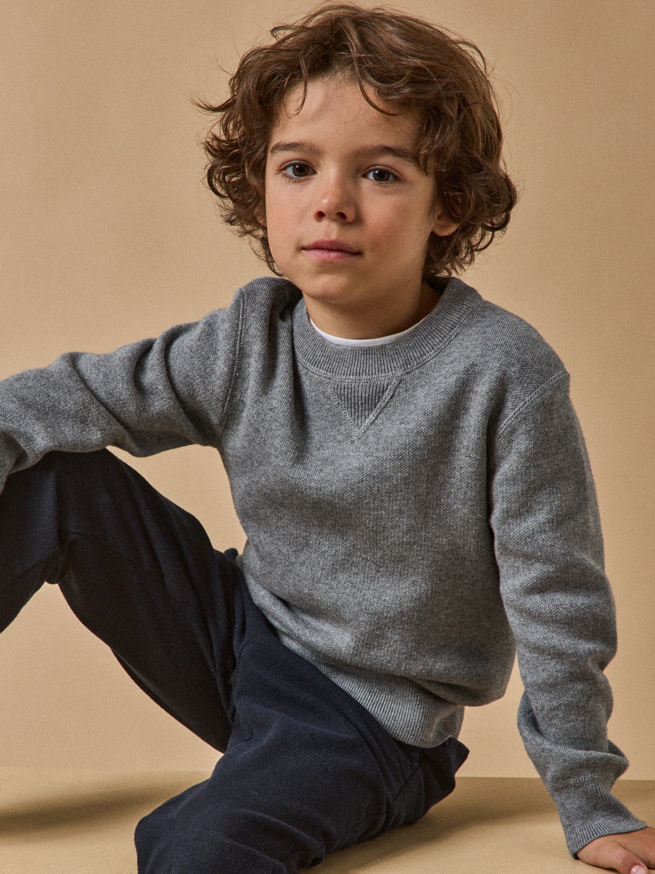 Jungenpullover im Sweatshirt-Stil