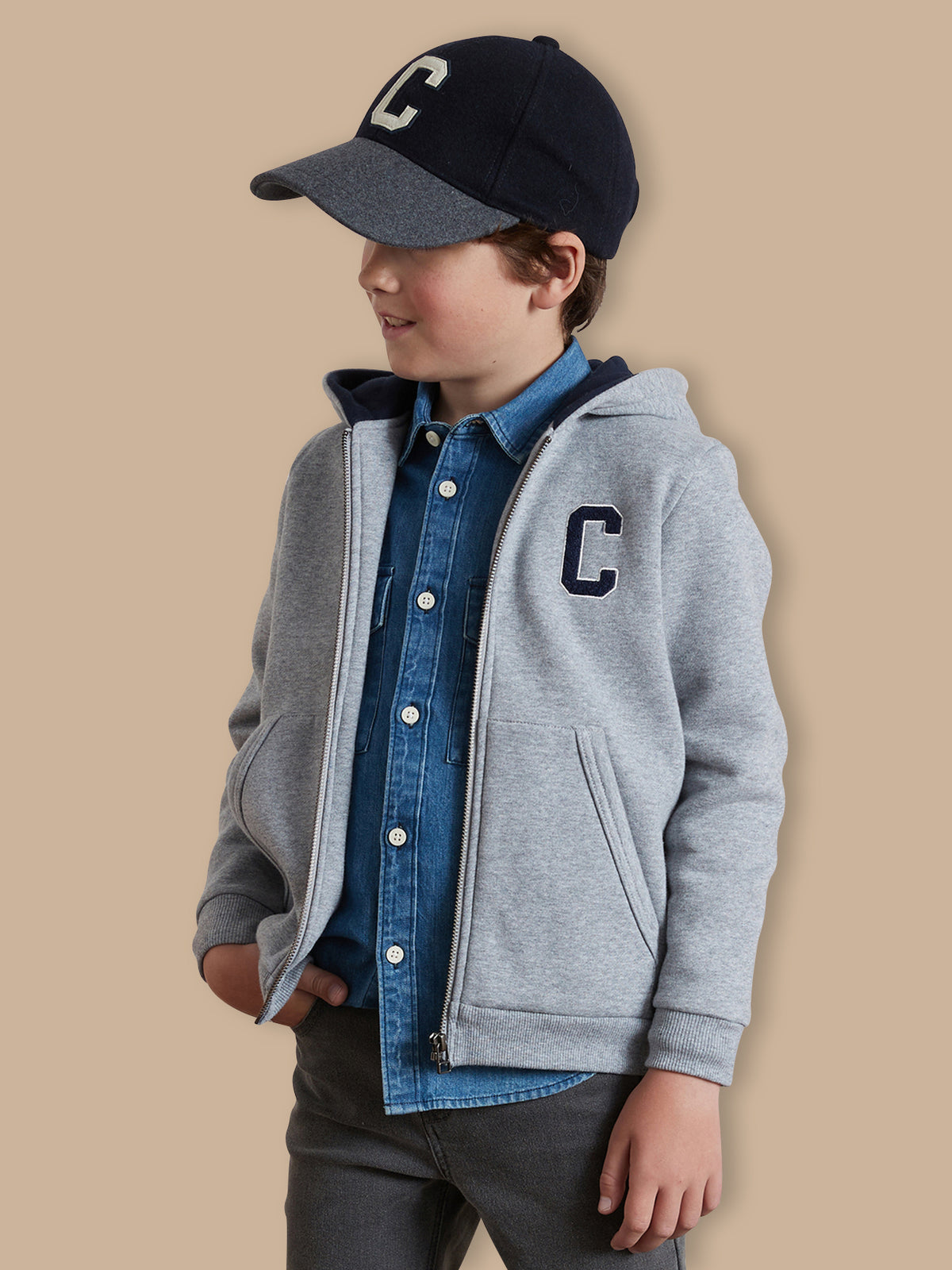 Jungen-Sweatjacke mit Reissverschluss und Kapuze