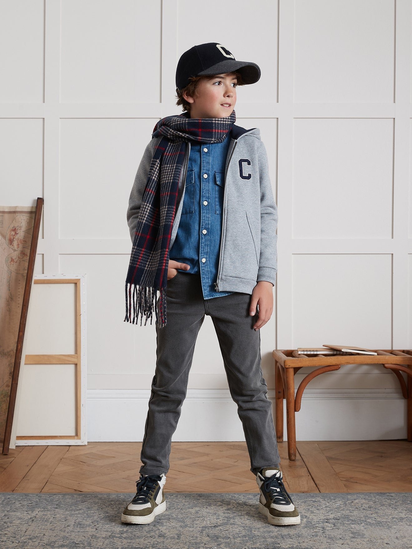 Jungen-Sweatjacke mit Reissverschluss und Kapuze