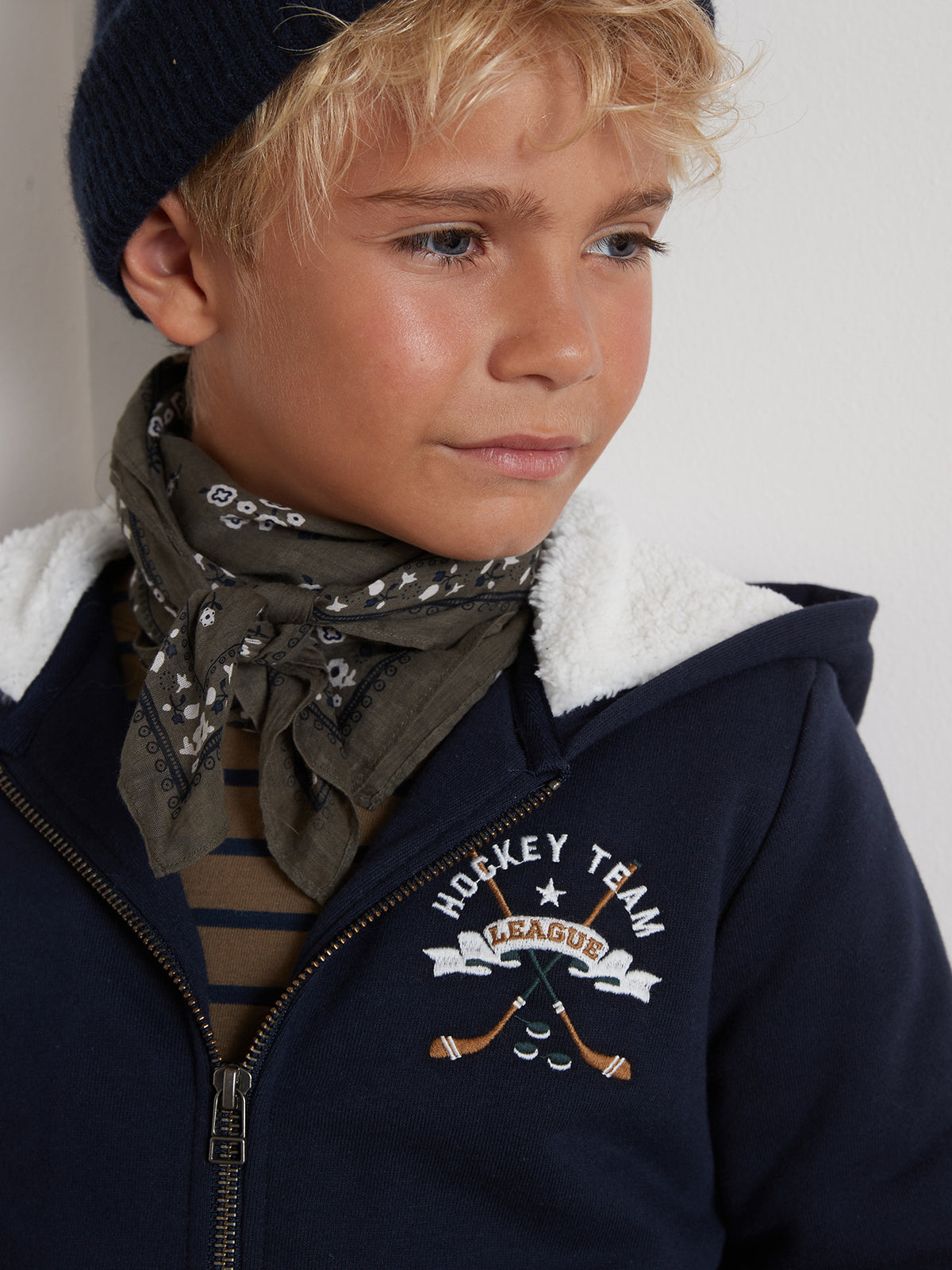 Jungen-Sweatjacke mit Reissverschluss und Sherpa-Futter