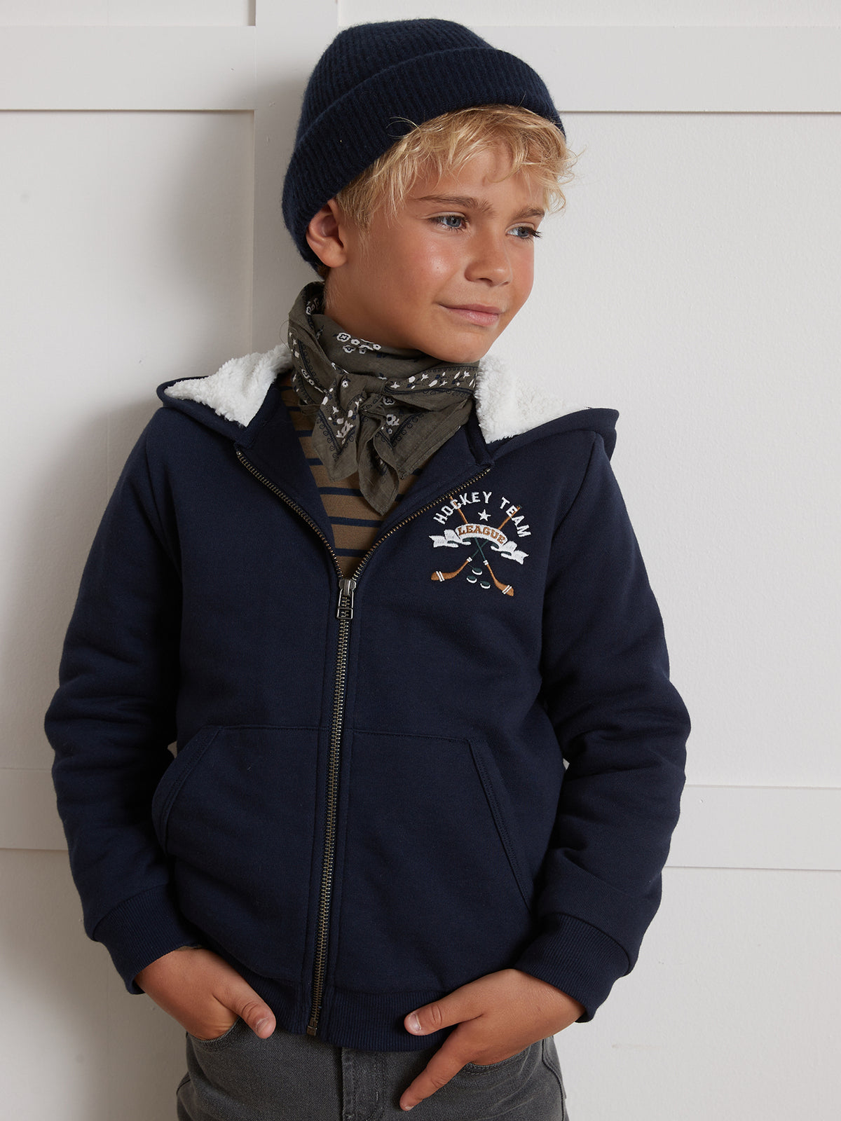 Jungen-Sweatjacke mit Reissverschluss und Sherpa-Futter