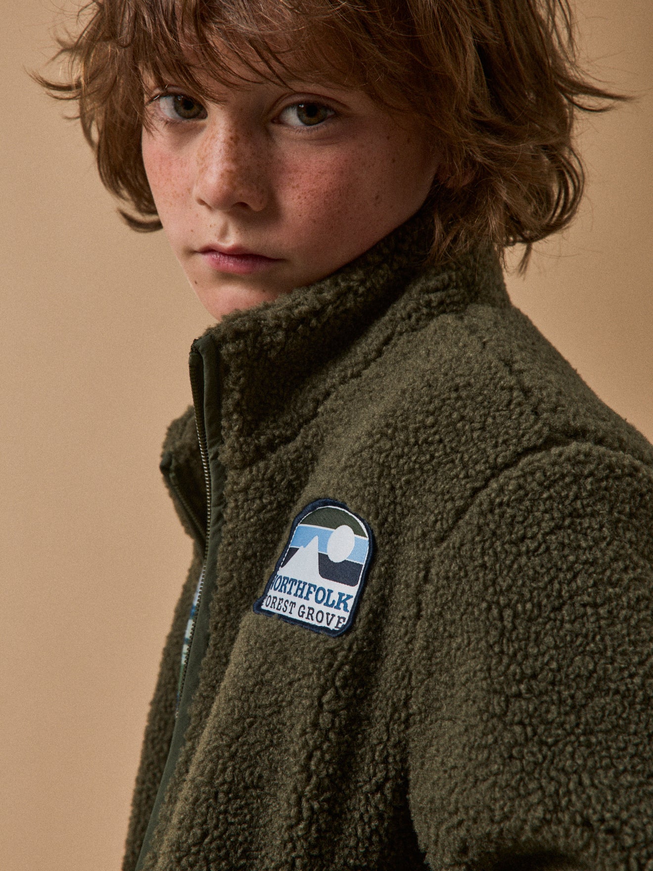 Jungen-Cardigan aus Sherpa