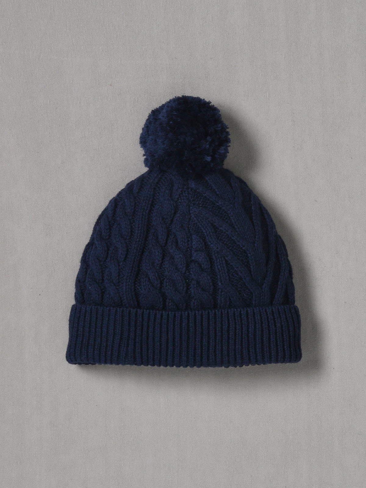 Jungen-Mütze mit Zopfmuster