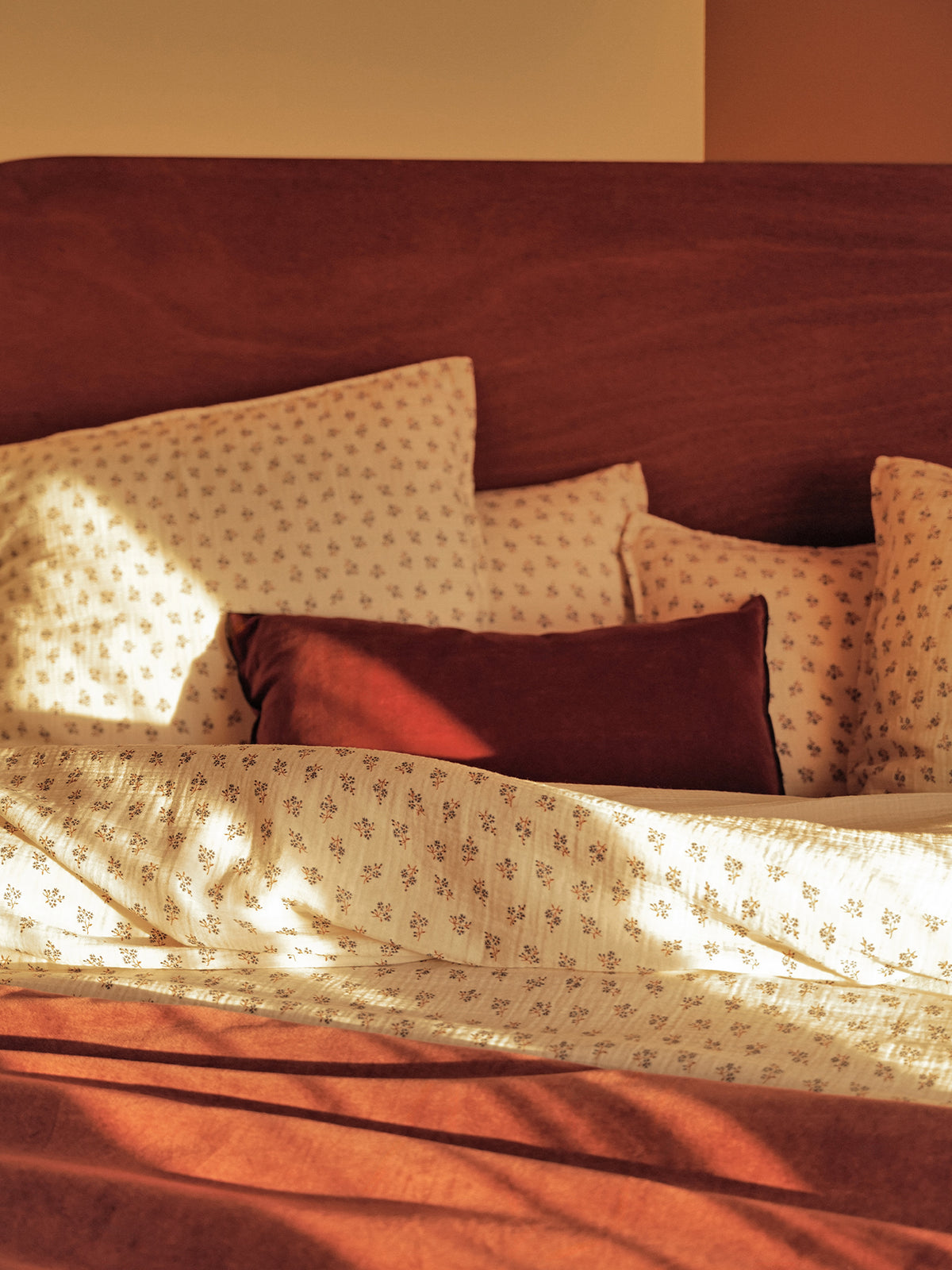 LOOKBOOK_La_Bourgogne_Maison-parure_draps_petites_fleurs