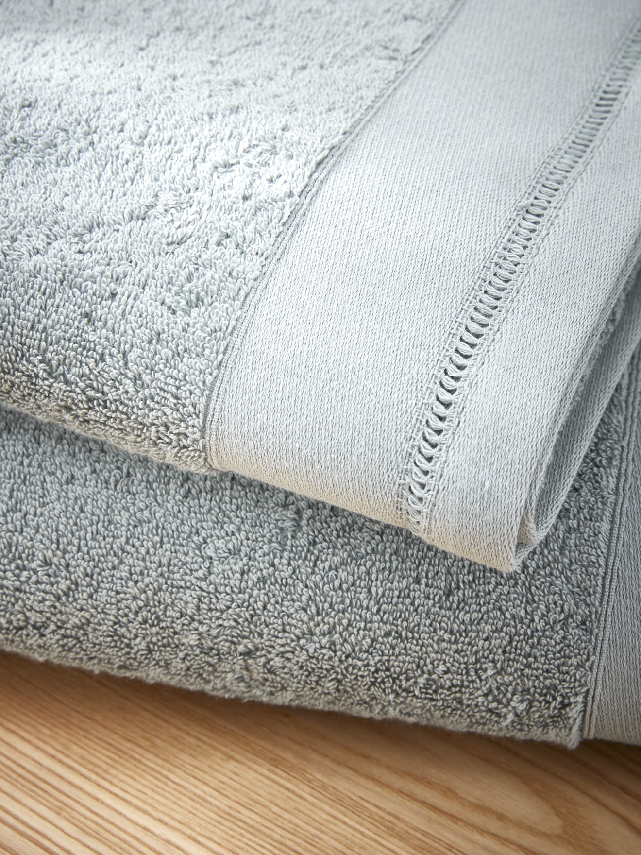 Frotteetuch mit Ajour-Muster