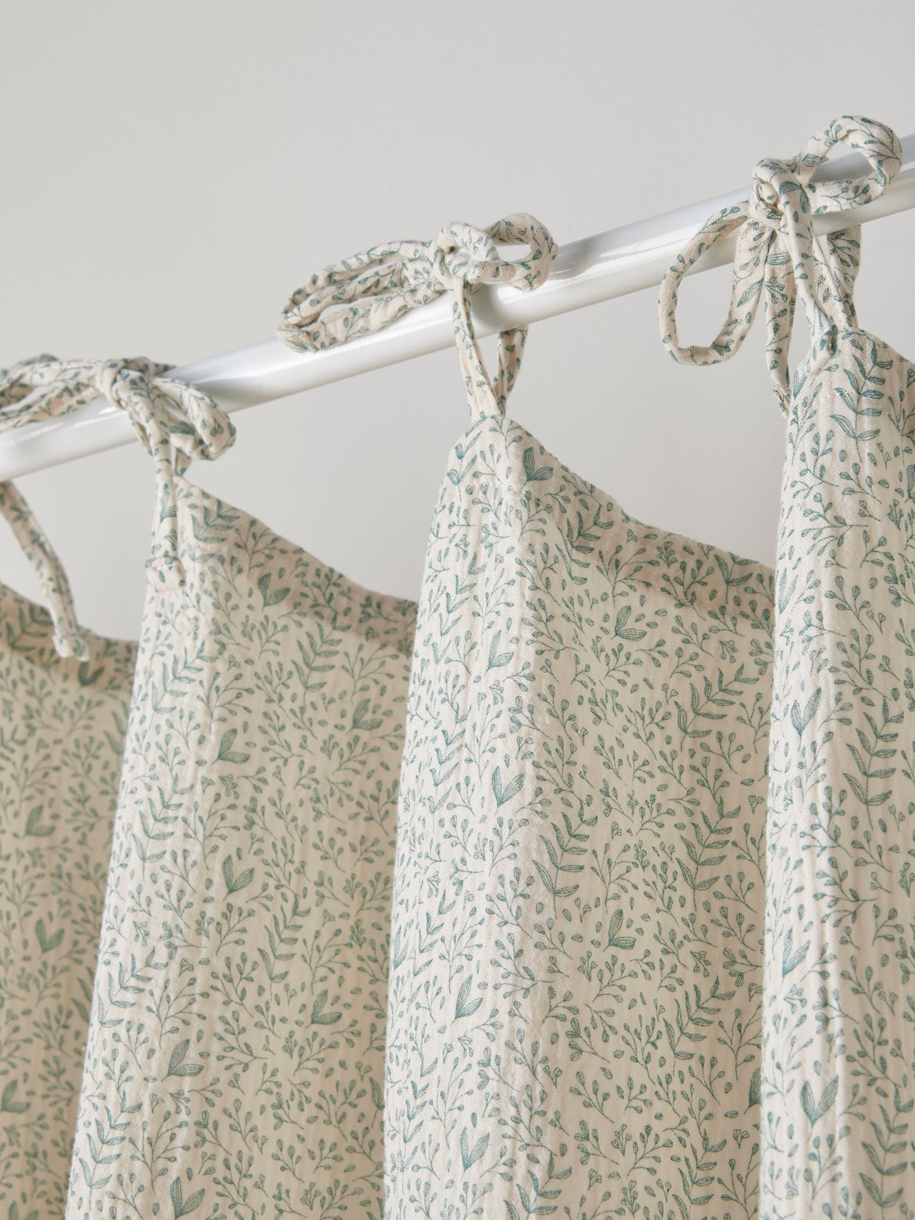 Rideau à nouettes en gaze de coton