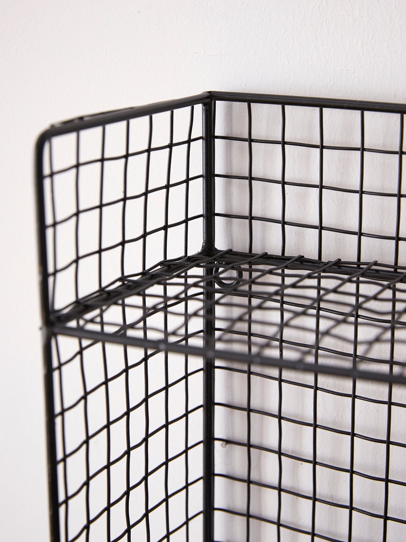 Étagère filaire en métal