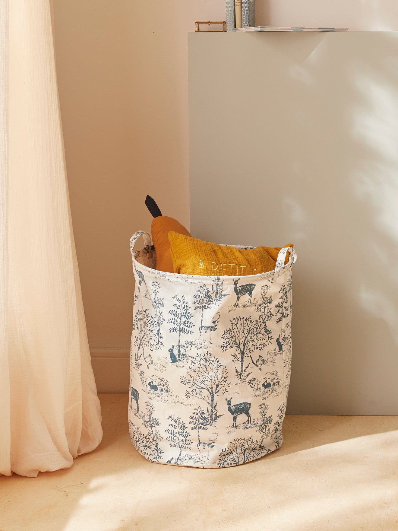 Runder Aufbewahrungskorb im Toile de Jouy-Esprit