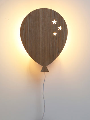 Wandlampe aus Holz « Heißluftballon »