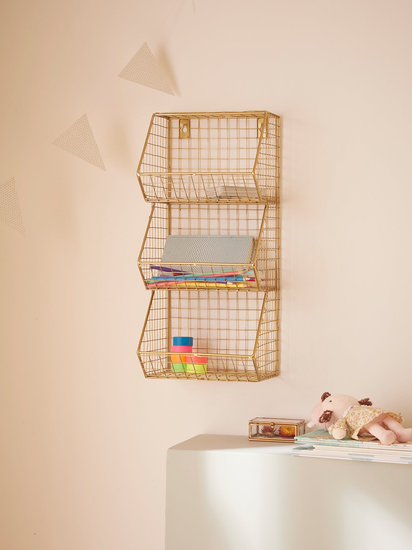 Wandregal aus Metall