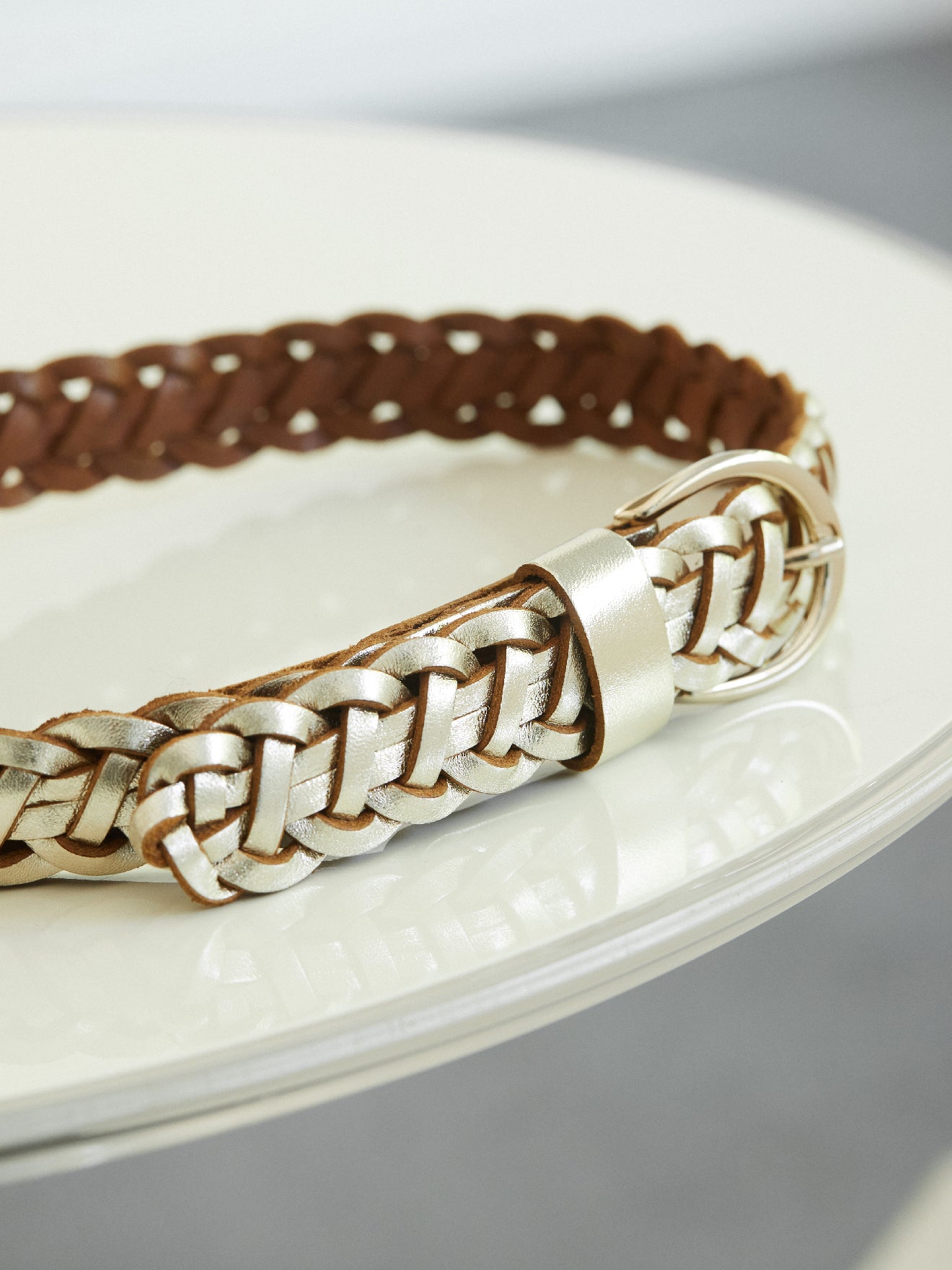 Geflochtener Damengürtel aus Leder