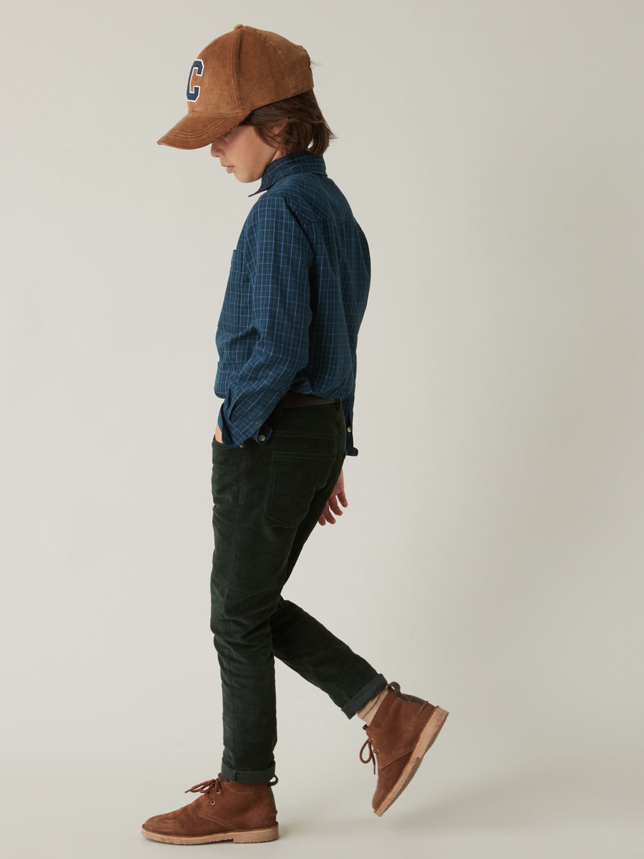 Jungen Slim Fit Hose aus Velours